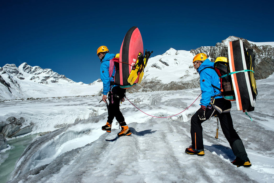 Гидроспидинг в альпийских ледниках