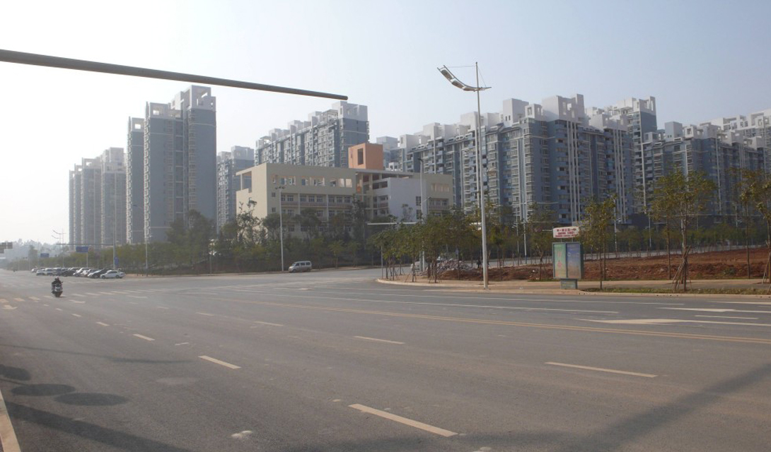 Города-призраки в Китае: мегаполисы без людей появляются по всей стране