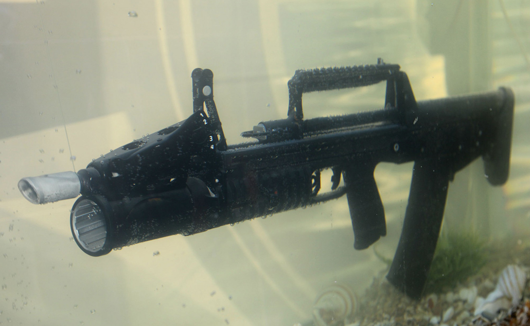 Автомат-амфибия: оружие для стрельбы под водой