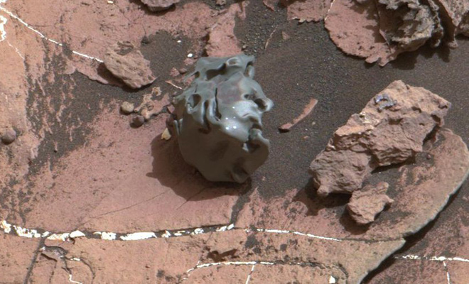 На Марсе обнаружена странная сфера