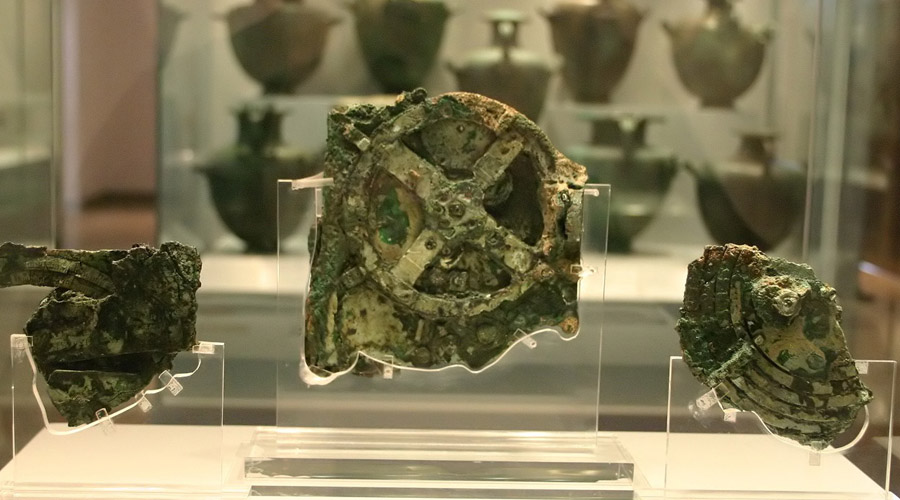 Антикитерский артефакт: самый загадочный механизм древности
