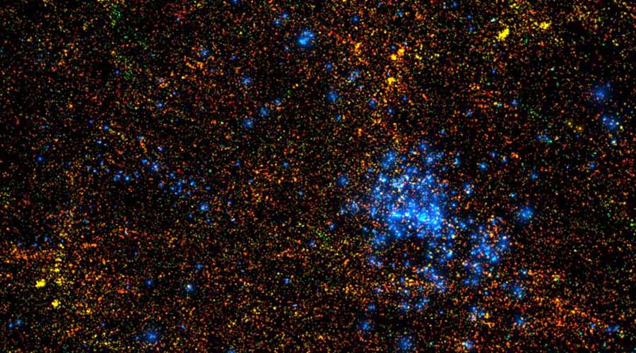 Поиск движения
Из вступления вы примерно поняли, насколько величественна и необъятна Вселенная. Можно переходить к деталям: в окрестностях Солнечной системы физики-теоретики насчитали примерно 130 сверхскоплений галактик. Это все находится в радиусе 1,5 миллиардов световых лет. Это все движется. Но куда?