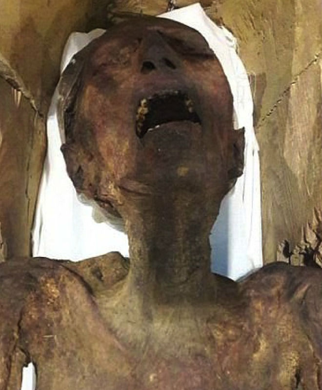 Археологи раскрыли секрет «кричащей» мумии