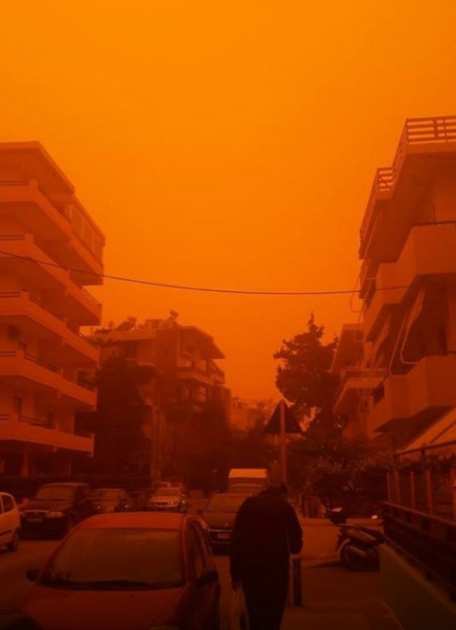 Конец света на Кипре: гигантское красное облако накрыло остров