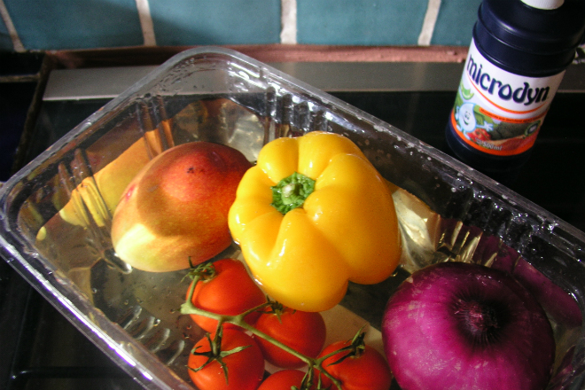 Как избавиться от пестицидов в овощах и фруктах