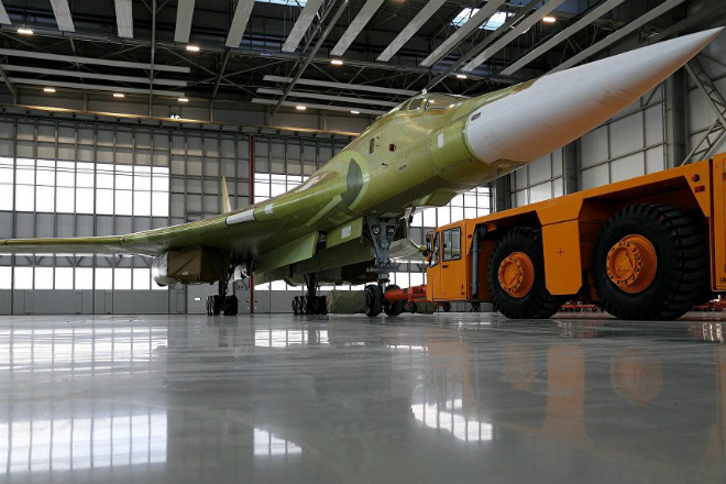 Ядерный Блэкджек: российский Ту-160М2 напугал противника