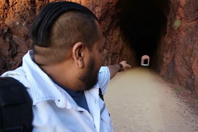 Мужчина снял на камеру странные вещи в тоннеле каннибалов