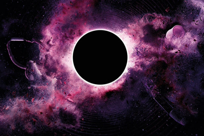 Ученые зафиксировали, как черная дыра поглощает материю