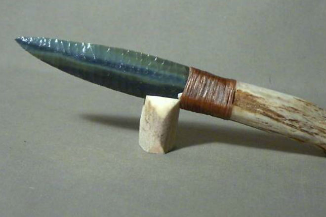Как сделать древний каменный нож