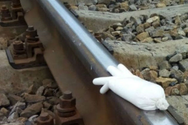 Соль на рельсах: хитрый способ ограбления поездов
