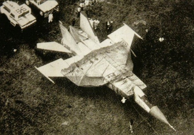Пилот секретного МиГ-25 поднялся с аэродрома СССР и улетел в США
