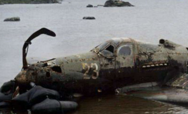 Нашли самолет Второй мировой: черные копатели погрузились в ледяное болото