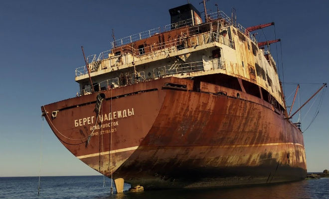 Заброшенный корабль с Крайнего Севера: поисковики ступили на борт
