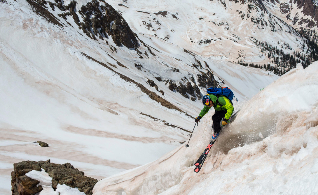 Американские горнолыжники, Крис Дэвенпорт и Тед Махон, стали первыми покорителями нескольких опаснейших пиков Колорадских гор. Тренировка заняла у них долгие два года.
