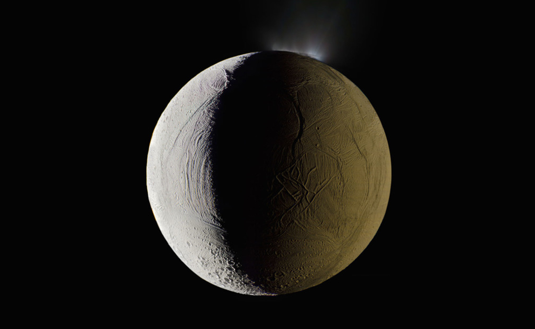 Энцеладус, шестой по величине спутник Сатурна. Cassini, 25 января 2009 года.