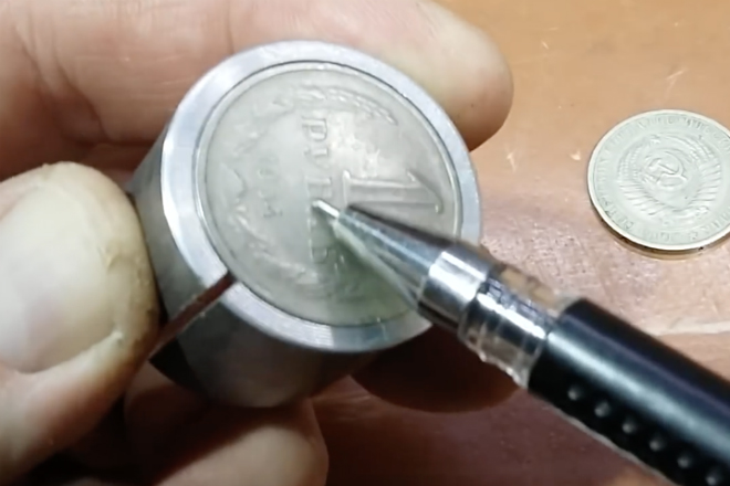 Как сделать тайник из монеты