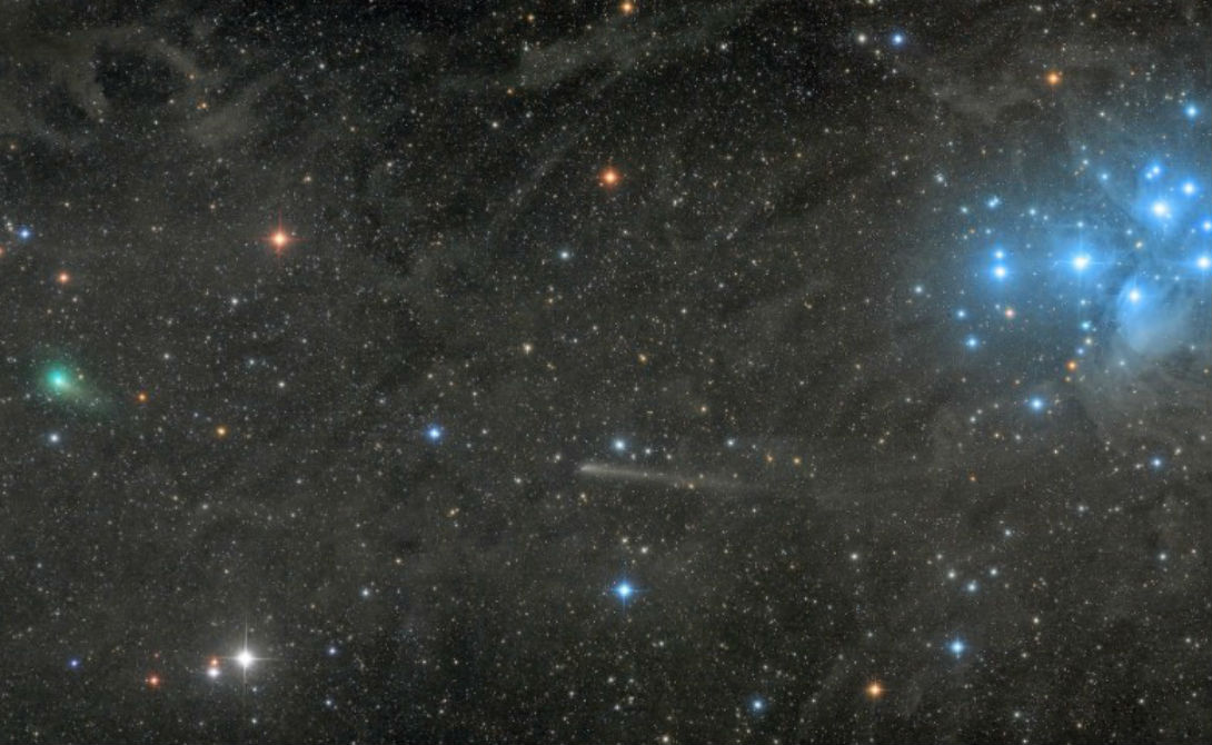 Две кометы с плеядами
Автор: Дэмиан Пич